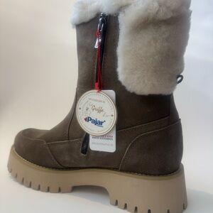 Pajar Women's Tan and Cream Winter Boots - NWT and Box